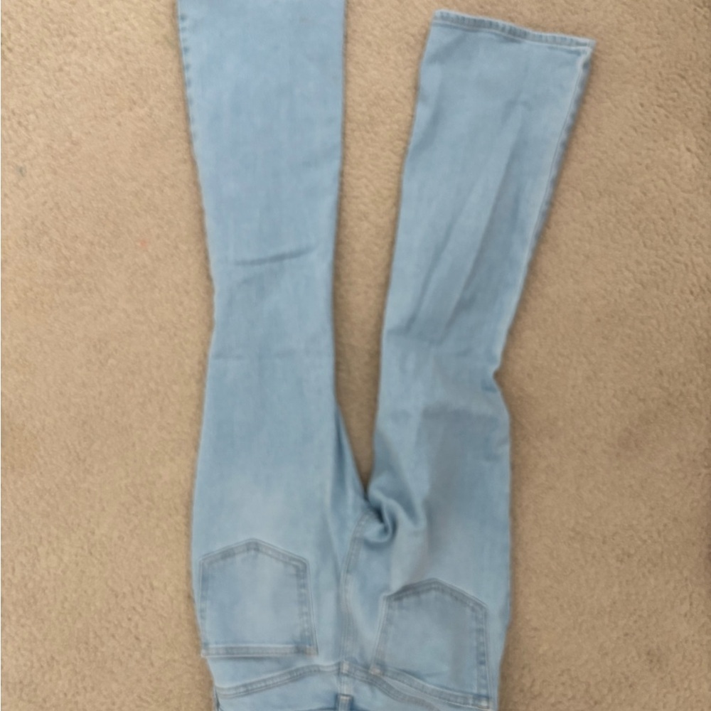 Light Blue Distressed jeans - Picture 3 of 4